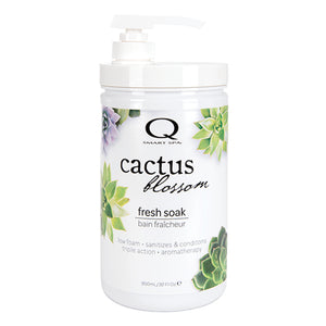 Bottle of  Smart Spa Cactus Blossom Fresh Soak 